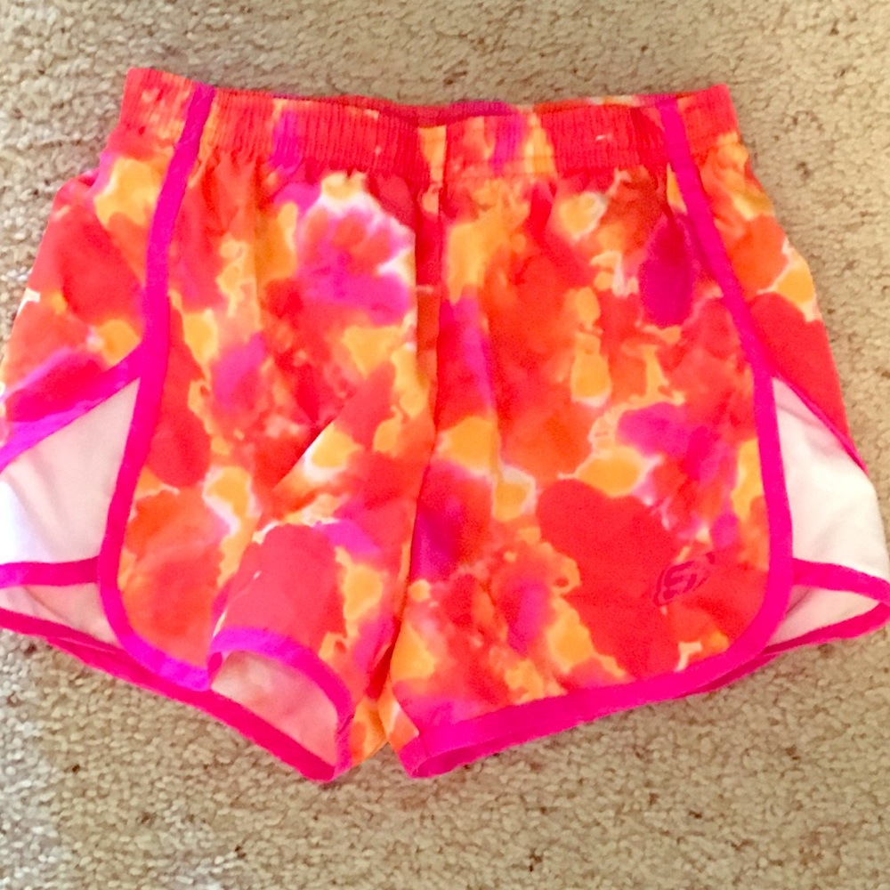 Print shorts
